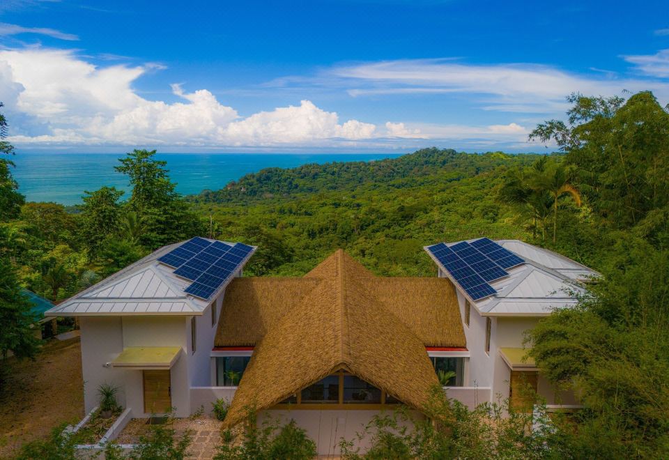 Hotel Luxury Jungle Haven Ocean View Infinity Pool, Exterior, Hotel Exterior