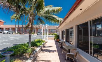 Engadine Motor Inn