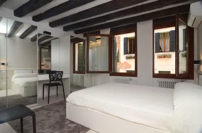 B&B Fortuny