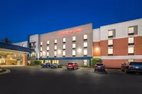 Hampton Inn McHenry فنادق في Crystal Lake