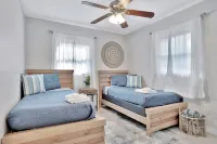 The Bardmoor a Luxury Family Retreat in St Pete Hotels near Sylvan Abbey Memorial Park & Funeral Home