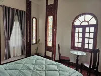 H&H Diamond Nail Guesthouse Hotels in Phú Vang District