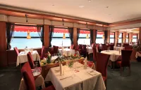 Romantik Hotel Im Weissen Rössl am Wolfgangsee Hôtels à : Strobl