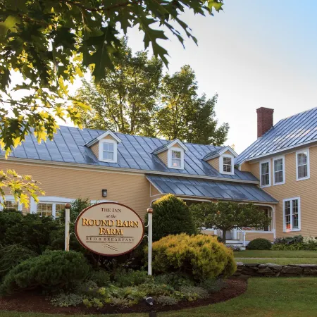 Inn at the Round Barn Farm