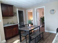 The Micro-Loft at Mt. Pleasant New 2BR APT Parking Providence County 호텔