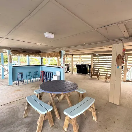 Tiki Tides OBX 4-Bedroom Beach Box in Kill Devil Hills, Steps from the Beach!