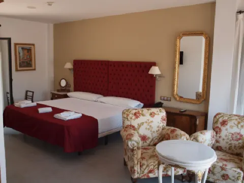 阿爾卡納西亞 住宿飯店