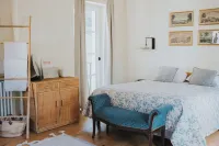 Lyon Country House La Cabane de la Saone Hotel a Rillieux-la-Pape