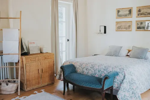 Lyon Country House La Cabane de la Saone Hotels in Saint-Cyr-au-Mont-d'Or
