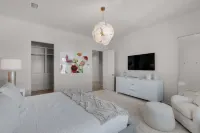 Verisun - 40 Elysee Court Home