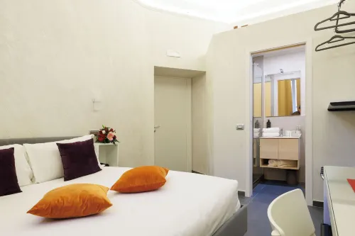 V Collection Vatican Jubilee Guest House - Homestays
