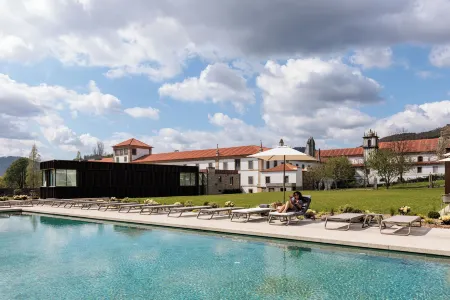 MS Collection Arouca Mosteiro de Arouca Отели в г. Нешперейра