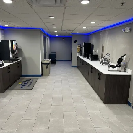 Microtel Inn & Suites by Wyndham Manchester