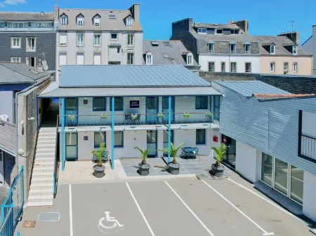 Hotel de La Gare Отели рядом со станцией GARE SNCF RAILWAY STATION