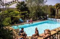 Maison Tournesol Massages Pau Jurançon Hotels in Gan