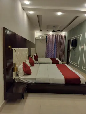 Jungel Resort Hotels near Kaudiyala River Rafters Camp