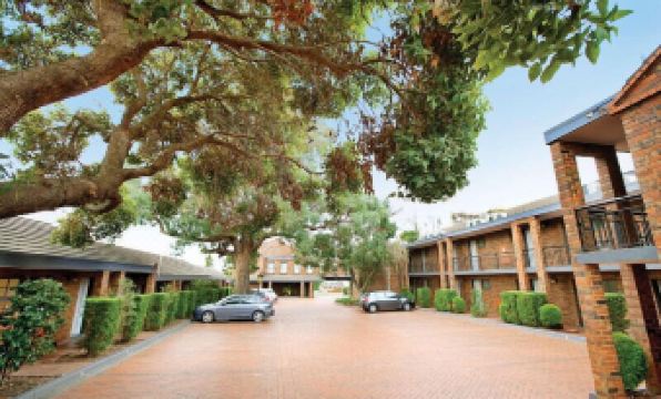 Buckingham Apartments