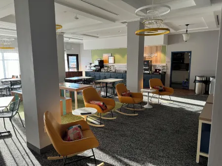 Spark by Hilton Glendive