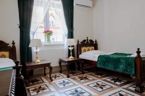 Zielony Kompleks Dwór Ostoya Hotels in Jasionka