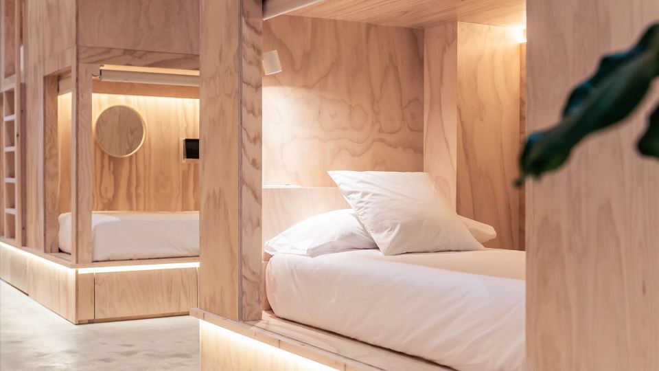 Colo Colo Hostel - Single Private Beds