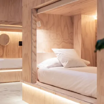 Colo Colo Hostel - Single Private Beds Hotels near Beach of La Concha