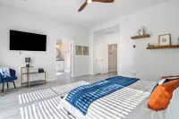 Bliss 1 Story Home  W Hot Tub in Houston Katy,Richmond Area