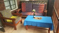 Golden Monkey Guest House - parking
