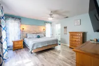 Lakeshore Hideaway - Charming 4BD Heartbeat Away from Lake Nasworthy & Airport