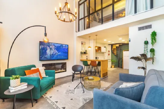 Mamilla View- Suites & Apt Hotel