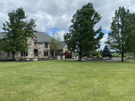 Chestnuthill Countryside Manor