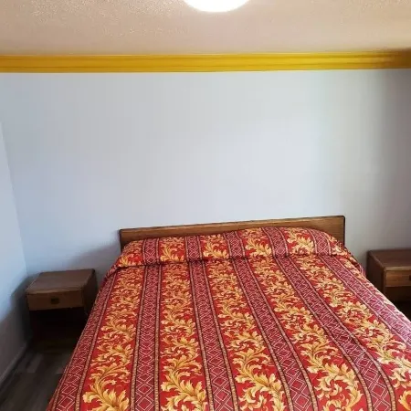 Rose Motel