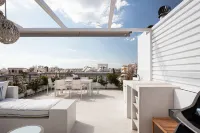 Glyfada Luxury Living - 4 estrellas