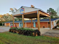 Boiling Spring Lakes Motel
