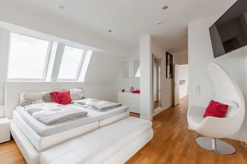 Luxury penthouse Leipzig Markt/ Thomaskirche with 5 comfortable double bedrooms