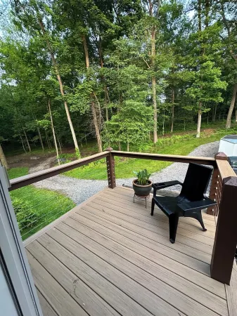 Apt. Above Detached Garage