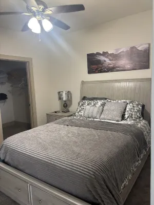 Spacious apartment with a baseball field view also pool view