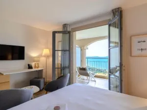 Hotel La Villa Douce