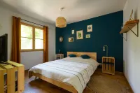 Les Pieds Dans L'eau - Talloires, Lac D'annecy Hotels in Talloires