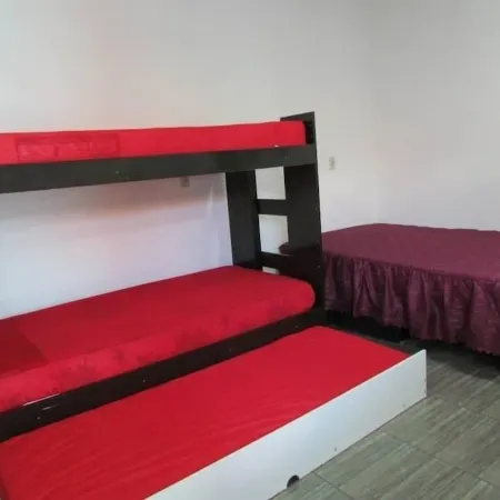 Comfortable house, 6 bedrooms with air conditioning and WI-FI