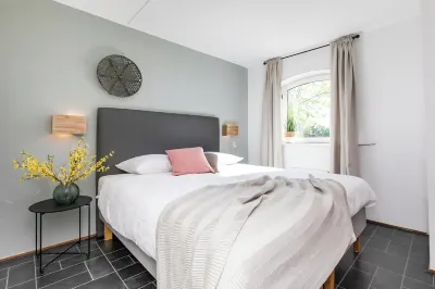 Apartment in Julianadorp Near the Beach Hotels near Wandelstartpunt De Zandloper