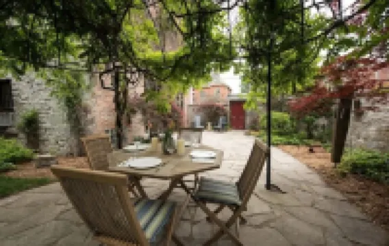 Capitan Burn's House on Wellington