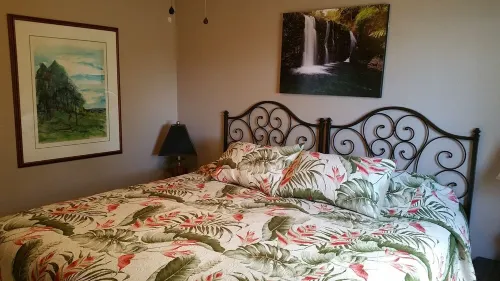 Maui Rainbows And Waves! ~Gorgeous Oceanfront!  ~ 2 Bdrm ~Corner Unit with A/C