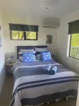Fantastic Lake and Mountain views with Spa Pool