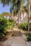 Charming 2-bedroom apartment in Coco with AC, WiFi