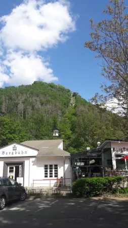 Stylish and comfortable vacation apartment Отели рядом с достопримечательностью «Берлинер Плац»