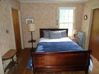 Historic 1874 Farm House at Foot of Gunks Hotels in Shawangunk