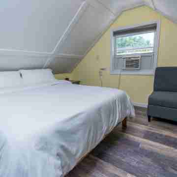 Sandy Shoes, Russell Island , Bahamas Rooms