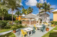 Mahogany Point 5: 3 BR / 3 BA villa in North Side, Sleeps 6