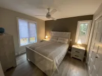 La Belle Bleue sur le Lac, 4 bedrooms, 2 bathrooms, Spa, indoor and outdoor fireplaces