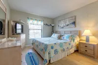 Oceanfront Condo w/ ocean view private balcony, on-site heated pool & hot tub